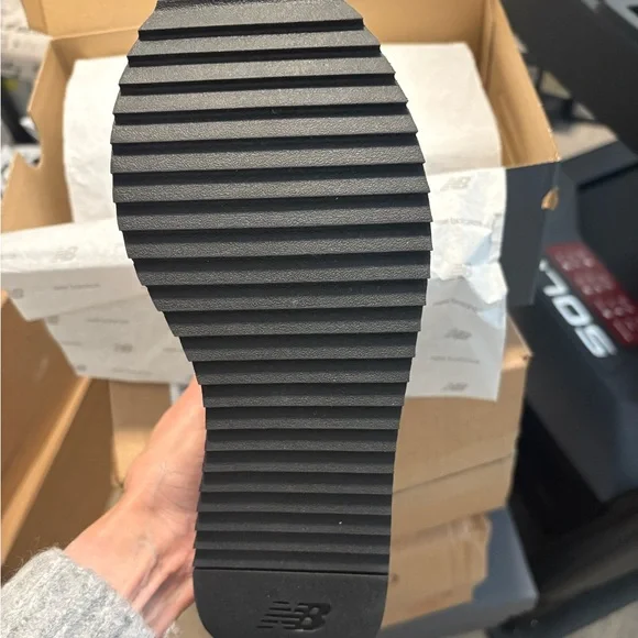 NEW BALANCE 574+ PLATFORM SNEAKERS👟 - Picture 11 of 12